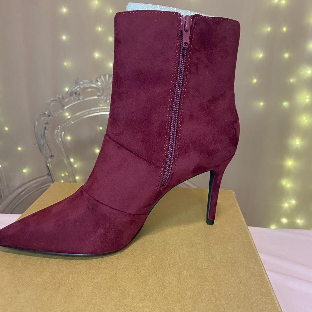 Elegant Burgundy Heeled Boots